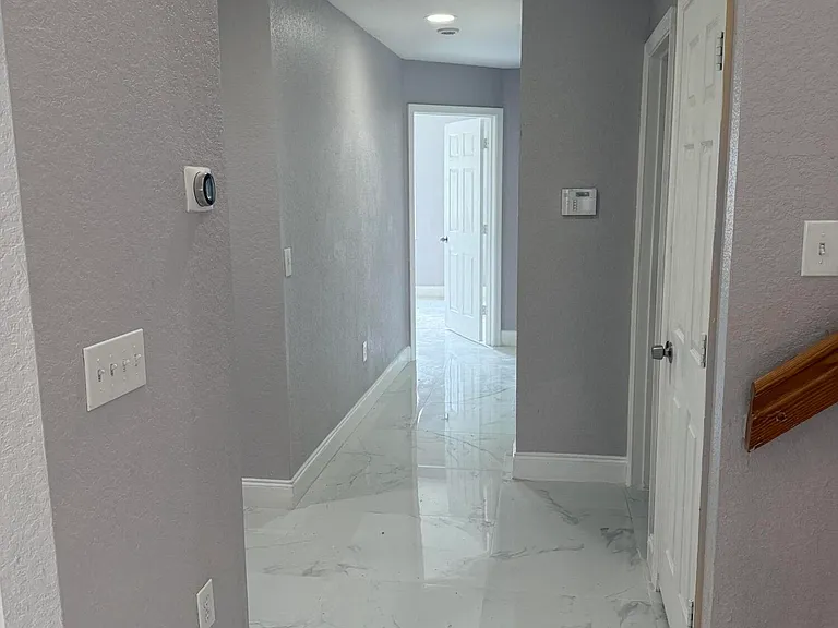 9831 NW 24th St — Photo 20