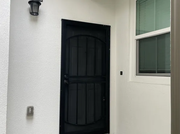 205 W Via Presido Unit 85, Ontario, CA 91762