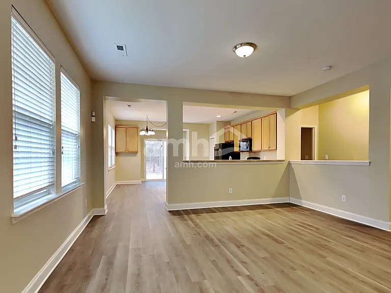 248 Woodbrook Way — Photo 7