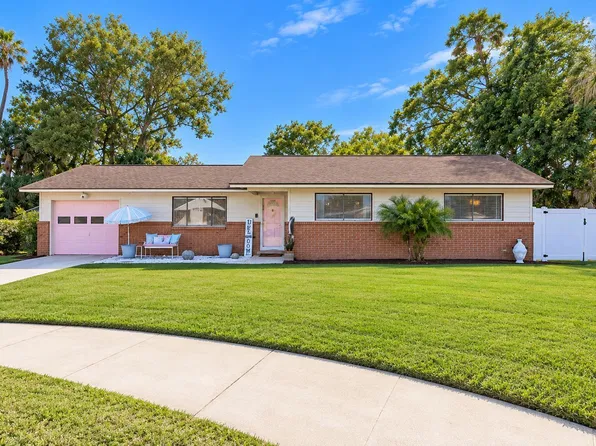 10 Freedom Way, Jacksonville Beach, FL 32250