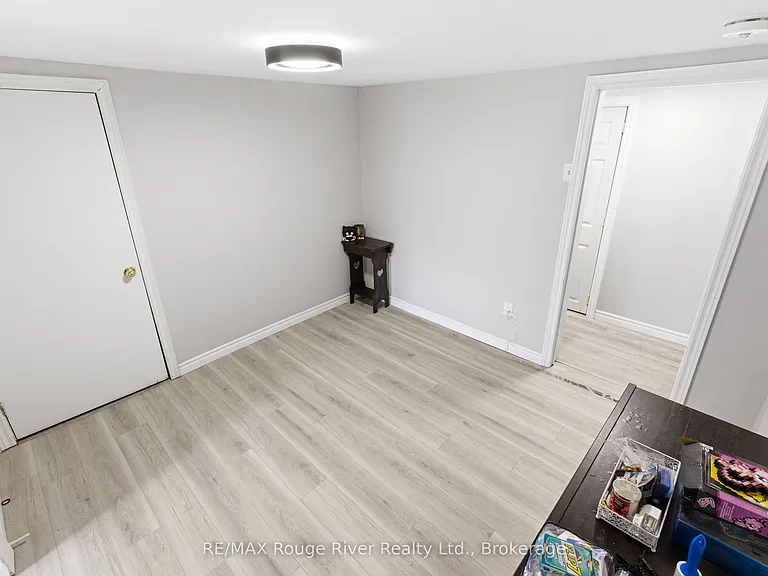 599 Otonabee Dr #2 — Photo 19