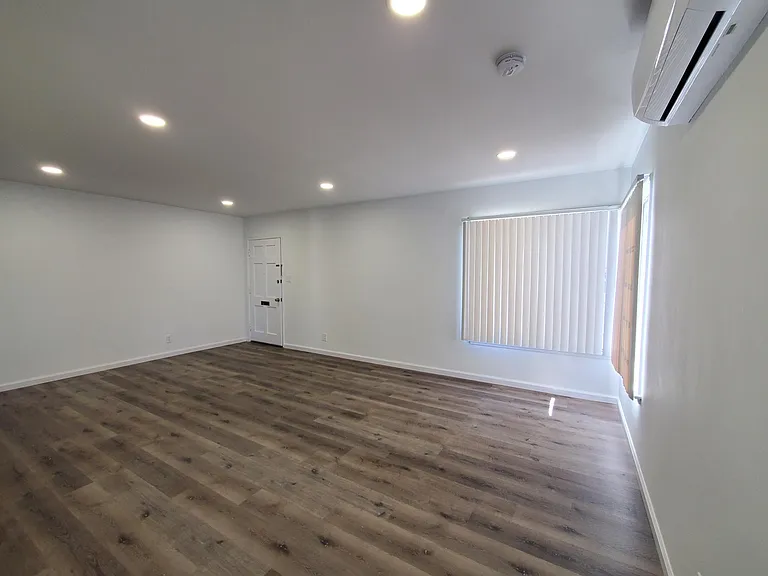 7317 Ensign Ave — Photo 4