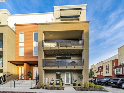 5520 Saffron Way, Dublin, CA, 94568
