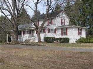 44 N Maple St, Hadley, MA 01035