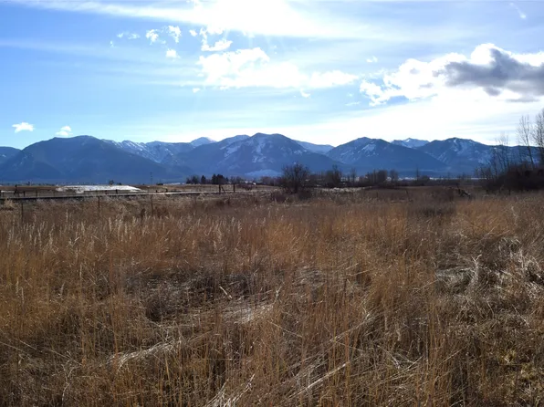 Nhn Couture Loop, Arlee, MT 59821