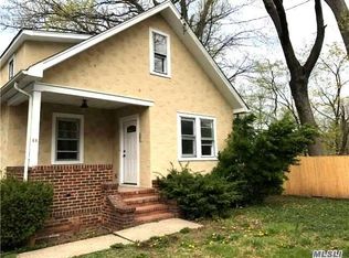 23 Hayden Ave, Great Neck, NY 11024