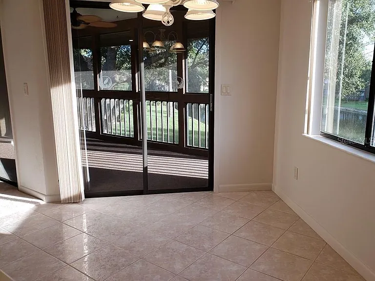 46 Hembury Ln #46 — Photo 8