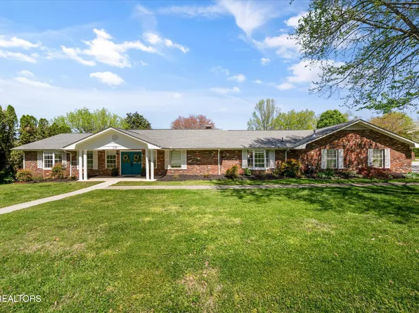 230 Briarcliff Ave, Oak Ridge, TN 37830