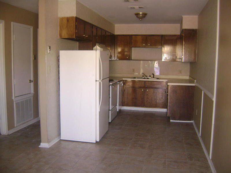 1st image of 107 Hardwood Ct
