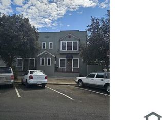 224 W 12th St, Long Beach, CA 90813