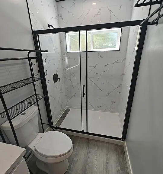 8617 Hatillo Ave — Photo 12