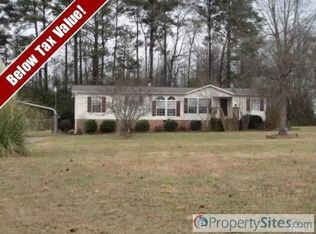 1700 Rose Bowl Cir, Willow Spring, NC 27592