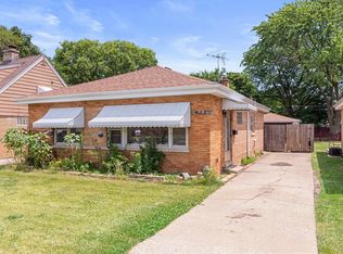 4327 Custer Ave, Lyons, IL 60534