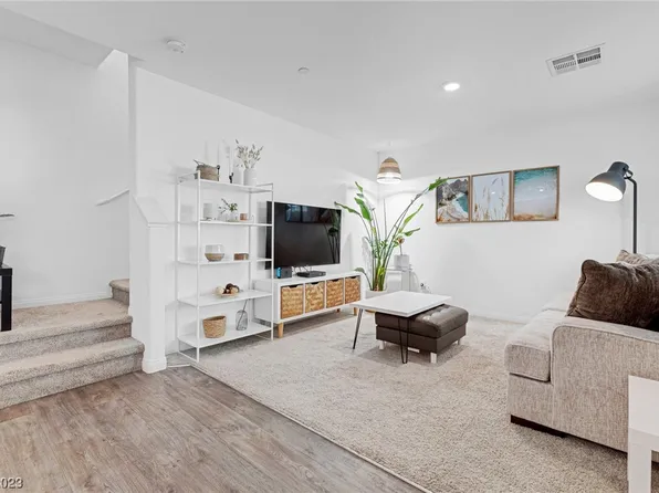 12108 Frost Lime Rd Unit 3, Las Vegas, NV 89183