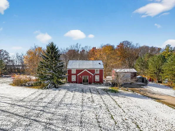 6442 N Opfer Lentz Rd, Curtice, OH 43412