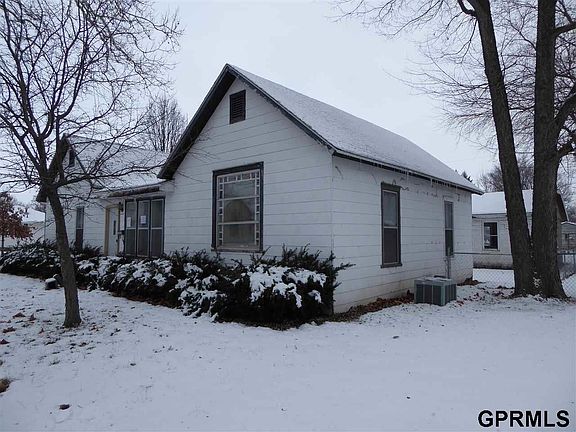 3rd image of 1350 N Clarkson St