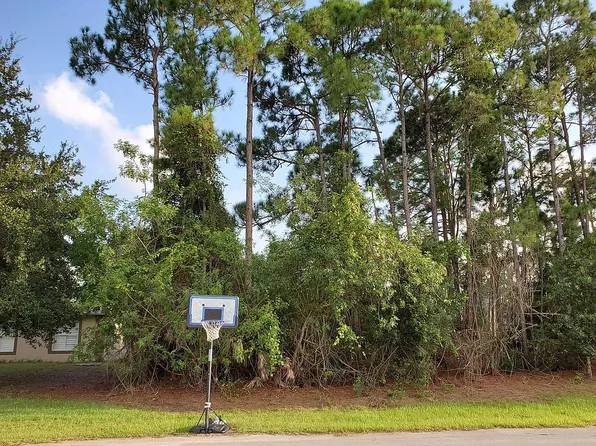 1642 SW Penrose Ave, Port Saint Lucie, FL 34953