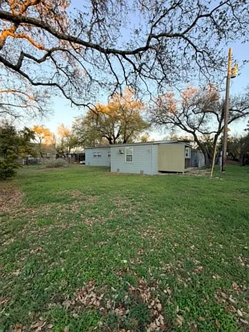 2001 Eagles Way — Photo 12