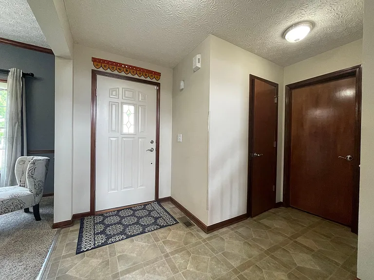 7192 Trillium Dr — Photo 4