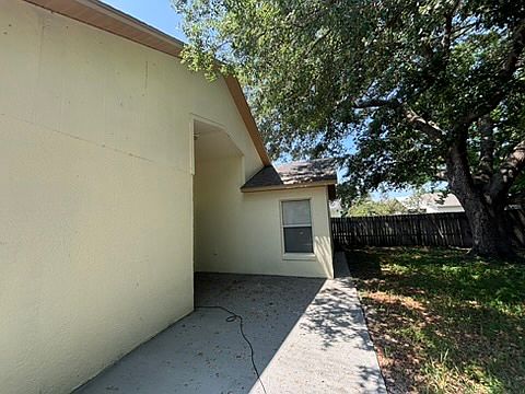 2nd image of 10623 Sun Villa Blvd