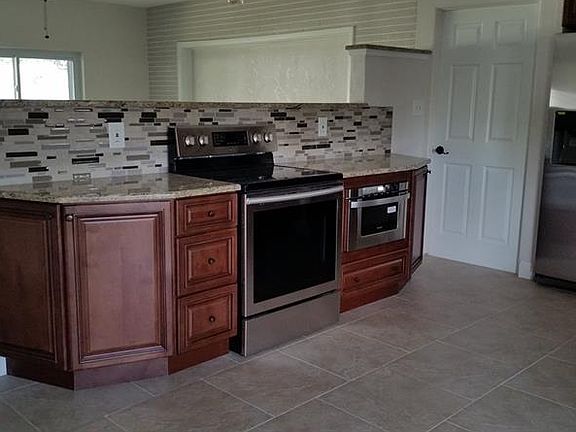 4th image of 5631 29th Ave N