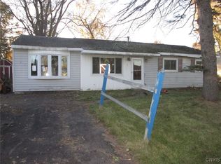 7935 Rinaldo Blvd E, Bridgeport, NY 13030