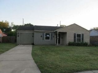 8627 Cowart St, Houston, TX 77029