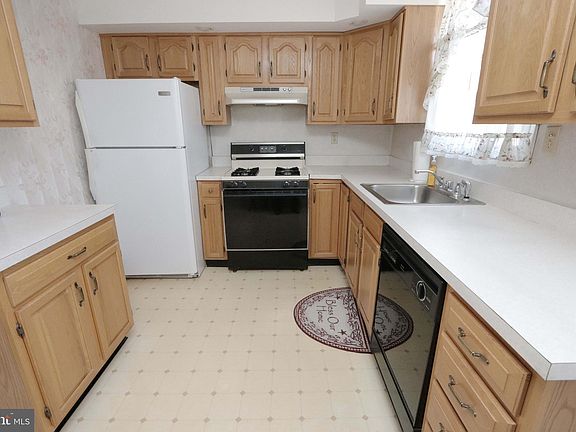 5th image of 11116 Kirby Dr