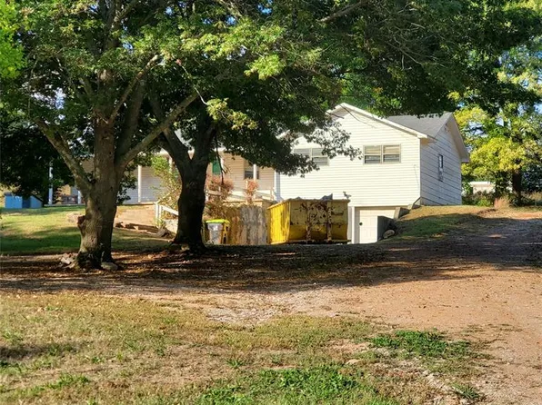 23615 Johnson Ave, Purcell, OK 73080