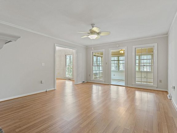5th image of 13 Forest Oaks Way