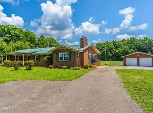 383 Lakey Siding Rd, Robbins, NC 27325