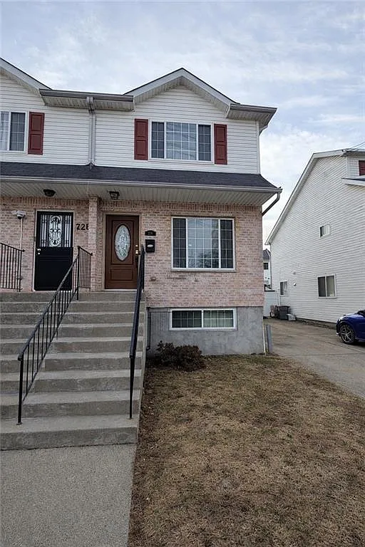 3 bed, 1.5 bath, 1288 sqft, $3,800 — Photo 1