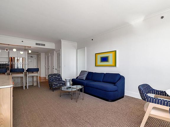 5th image of 4401 Collins Ave #1712