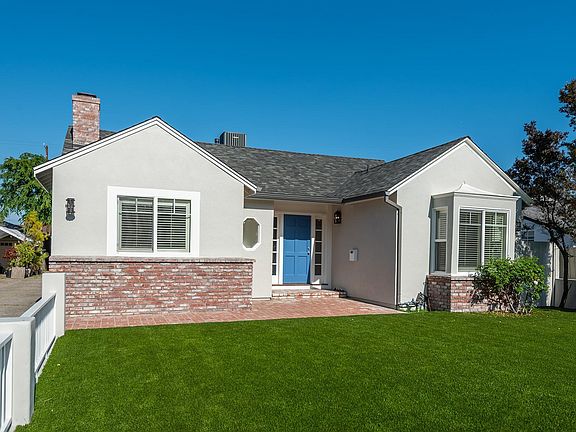 3rd image of 4656 Farmdale Ave