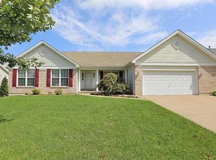 1372 Shelby Point Dr, O'Fallon, MO 63366
