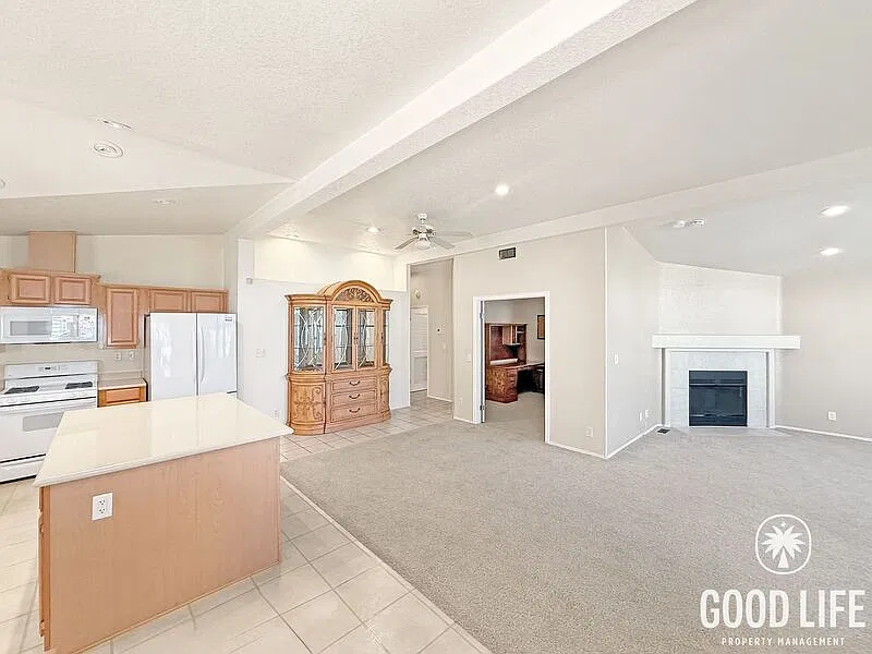 4202 Lahaina Dr