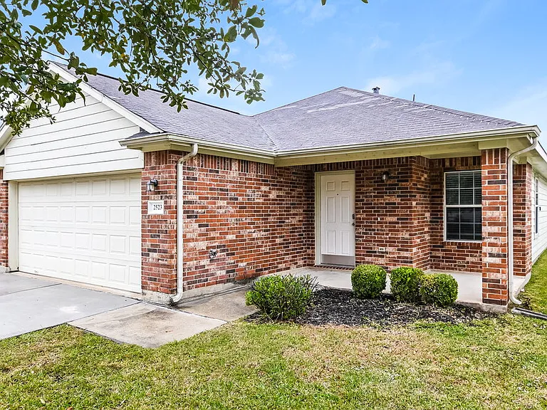 2523 Muscory Dr — Photo 3