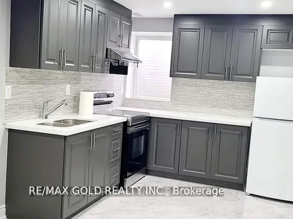 19 Adventura Rd #Basement, Brampton, ON L7A 5A7