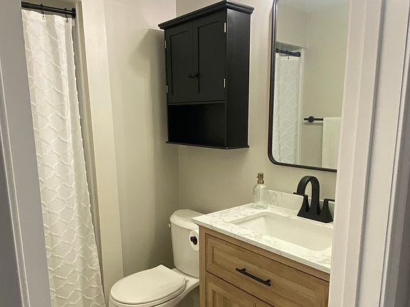 5th image of 9809 Rich Rd