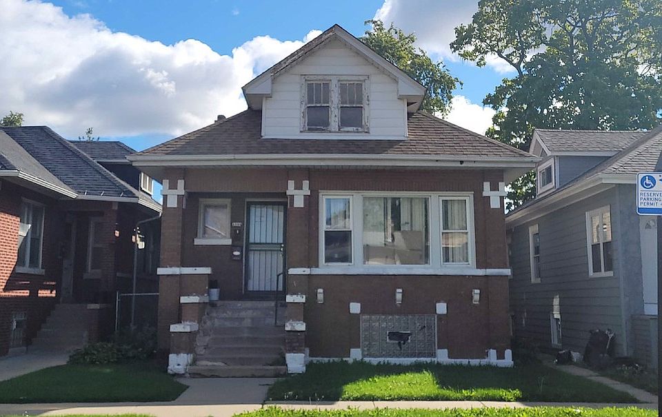 1st image of 1235 N Waller Ave