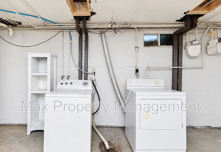 3420 SW 8th St — Photo 14