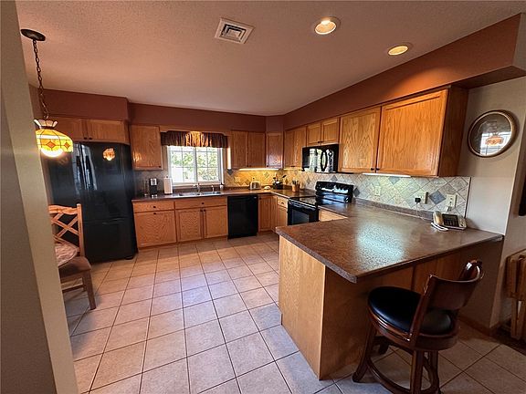 5th image of 10540 N Grandview Lane #1