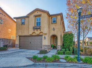 1498 N Dara Ave, Clovis, CA 93619
