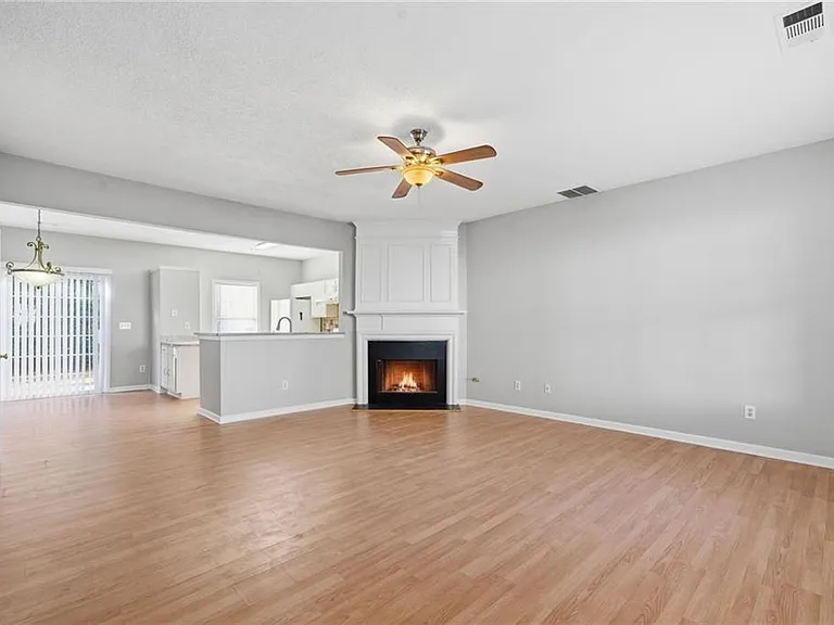 4645 Valais Ct #77 — Photo 4