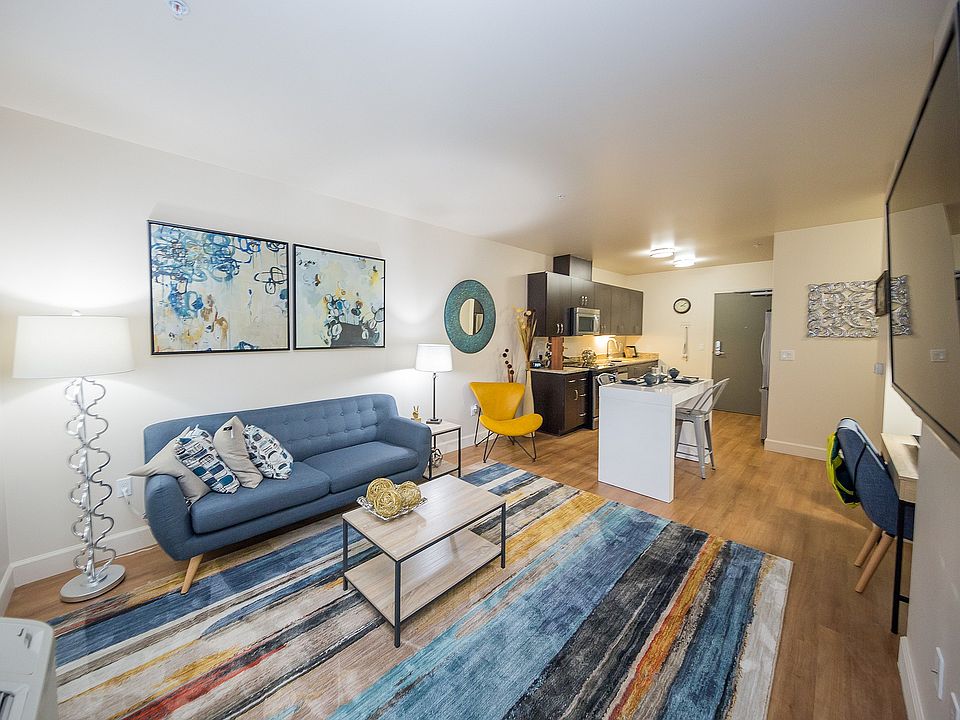 Living Spaces That Work With You