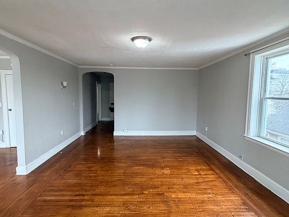 2nd image of 323 Winthrop Ave #C1