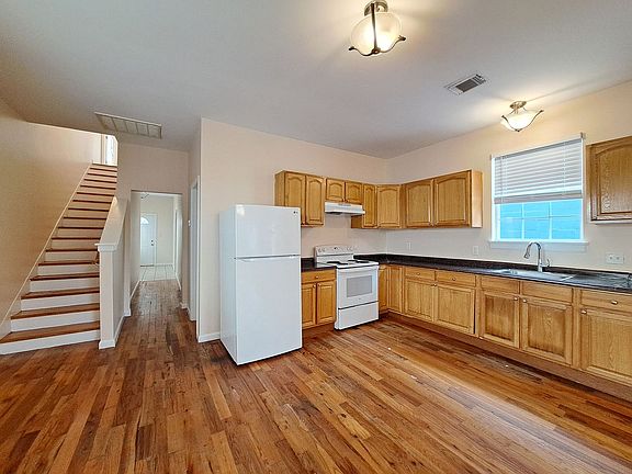 5th image of 2641 Gravier St #C