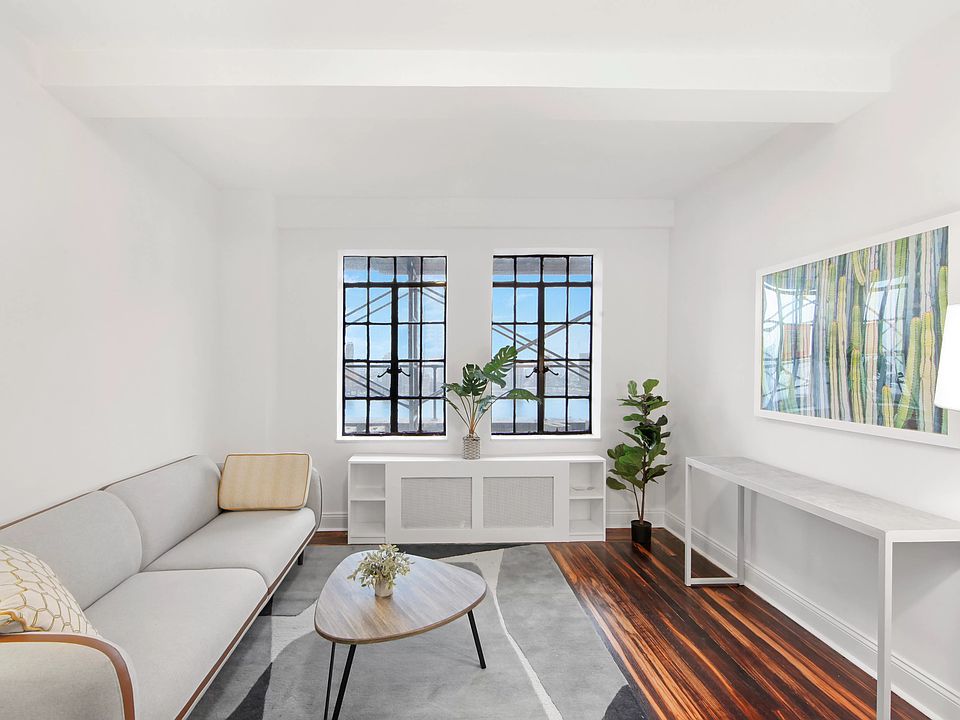 1st image of 5 Tudor City Pl APT 1825