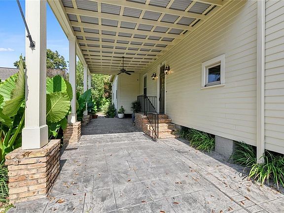 2nd image of 6013 Tchoupitoulas St