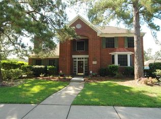 16710 Glenshannon Dr, Houston, TX 77059